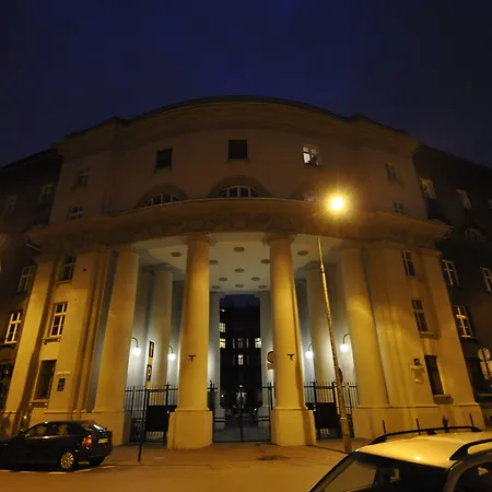 Wild Solutions Sauna *