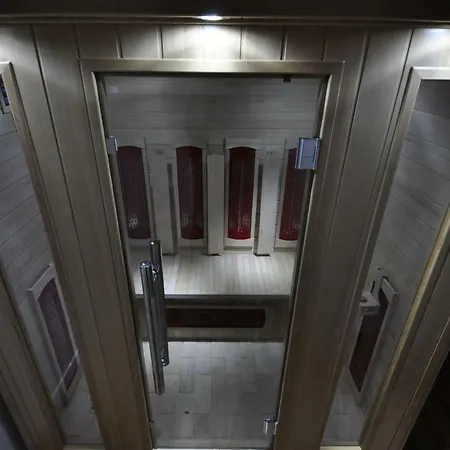 Wild Solutions Sauna Apartment