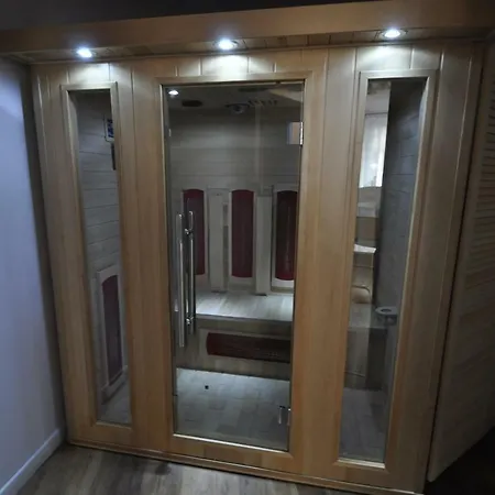 Wild Solutions Sauna * קרקוב