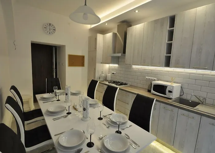 Wild Solutions Sauna Apartment